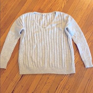GAP oversized Wool V Neck Sweater